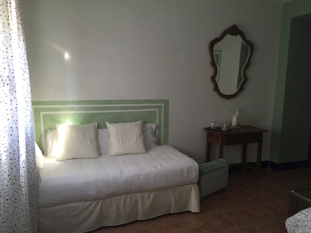 Bed and Breakfast Cortijo Carrillo à Cartaojal Extérieur photo