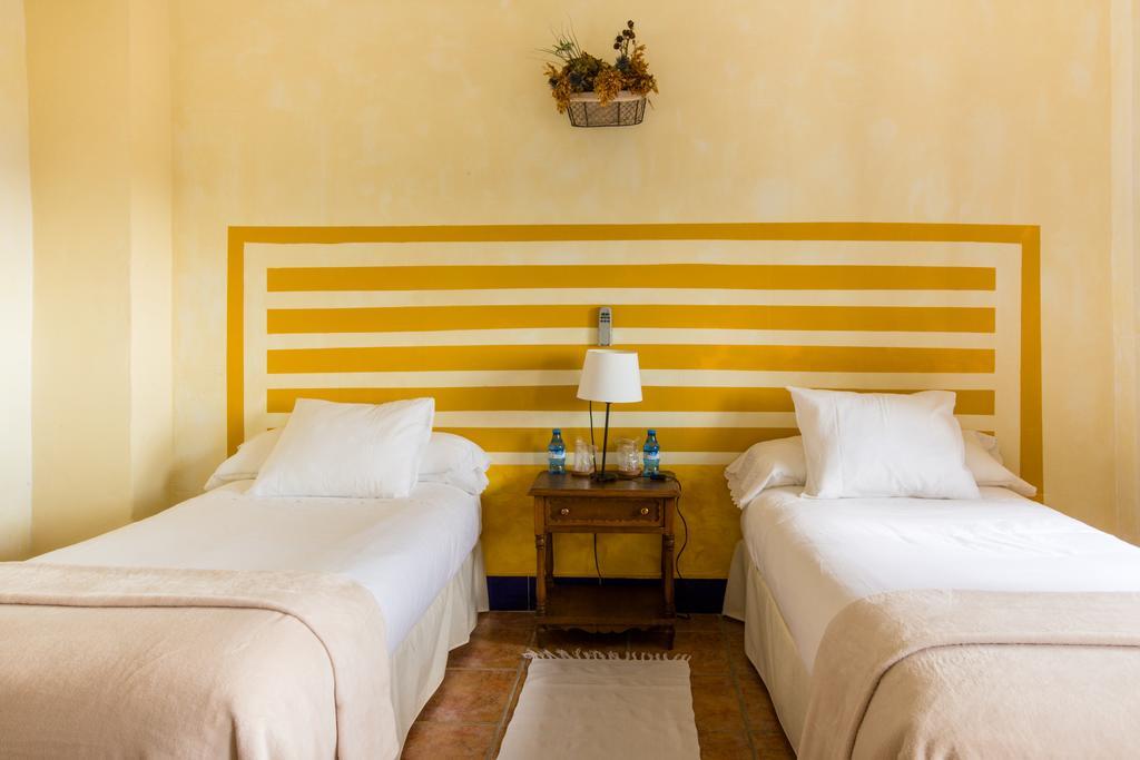 Bed and Breakfast Cortijo Carrillo à Cartaojal Extérieur photo